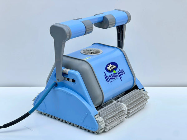 Robot de curățare pentru piscină Dolphin Dynamic Plus