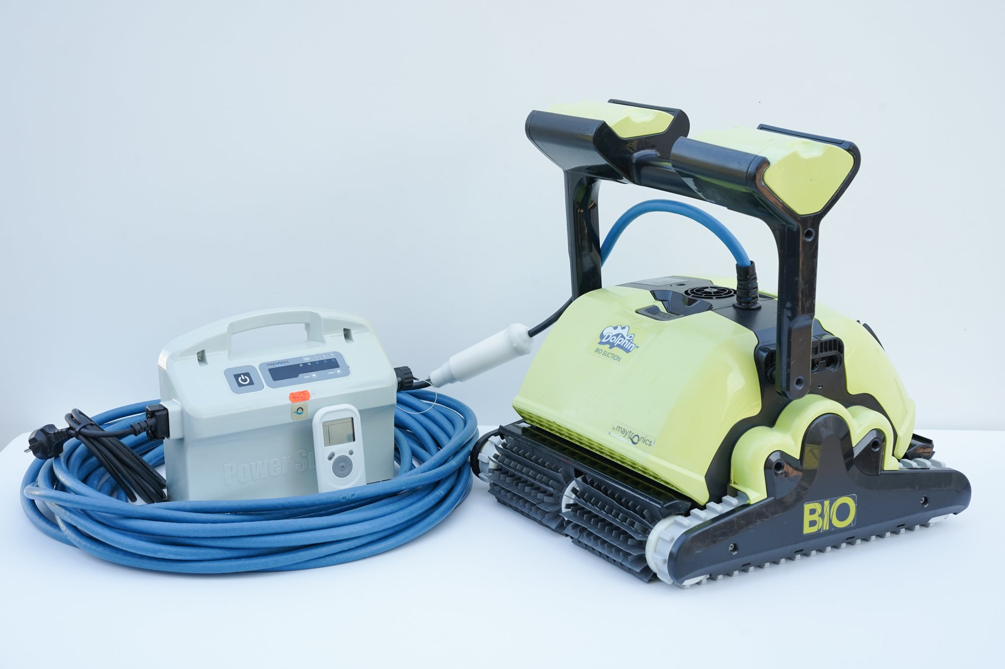 Robot de curățare pentru piscină Dolphin BIO Suction