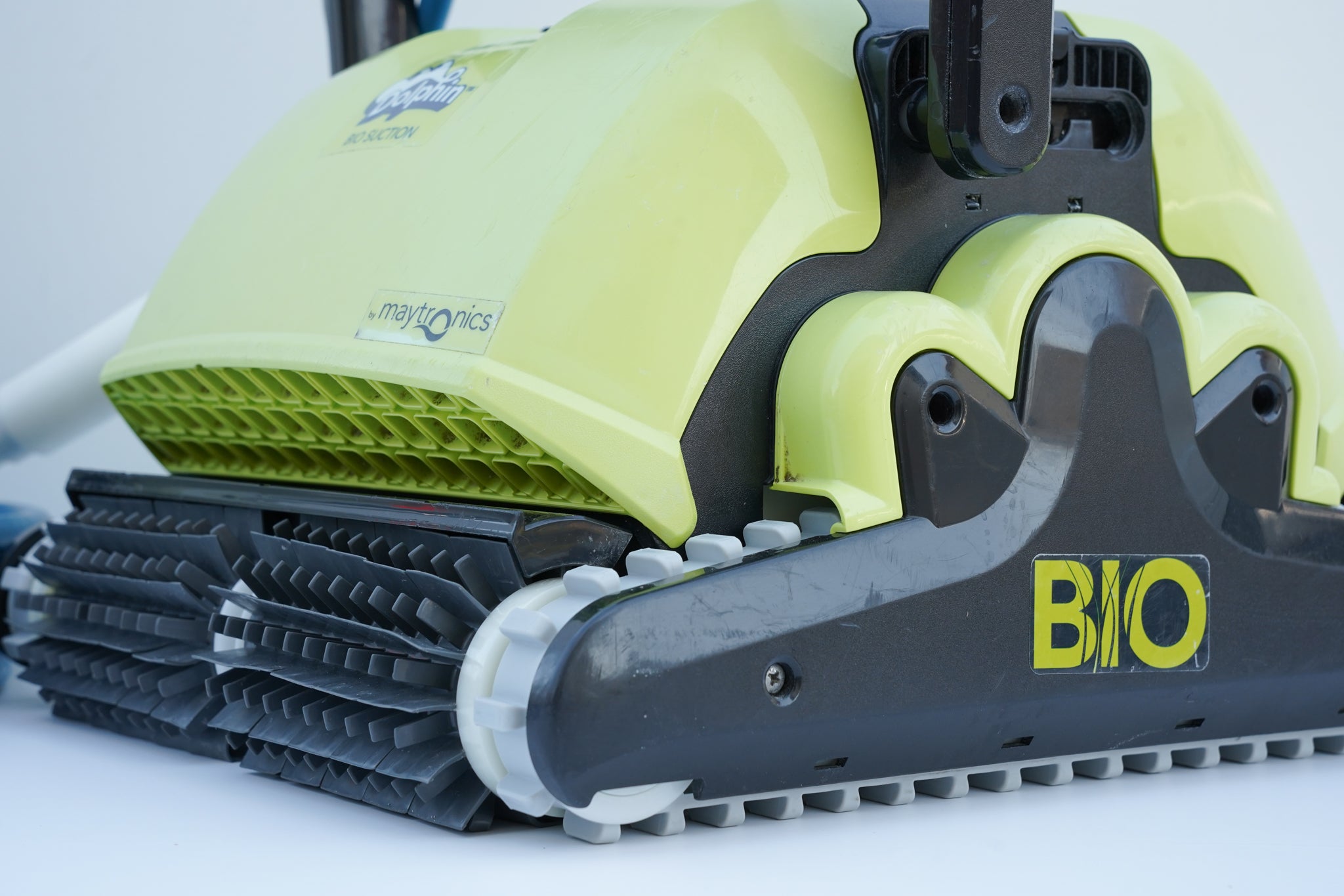 Robot de curățare pentru piscină Dolphin BIO Suction