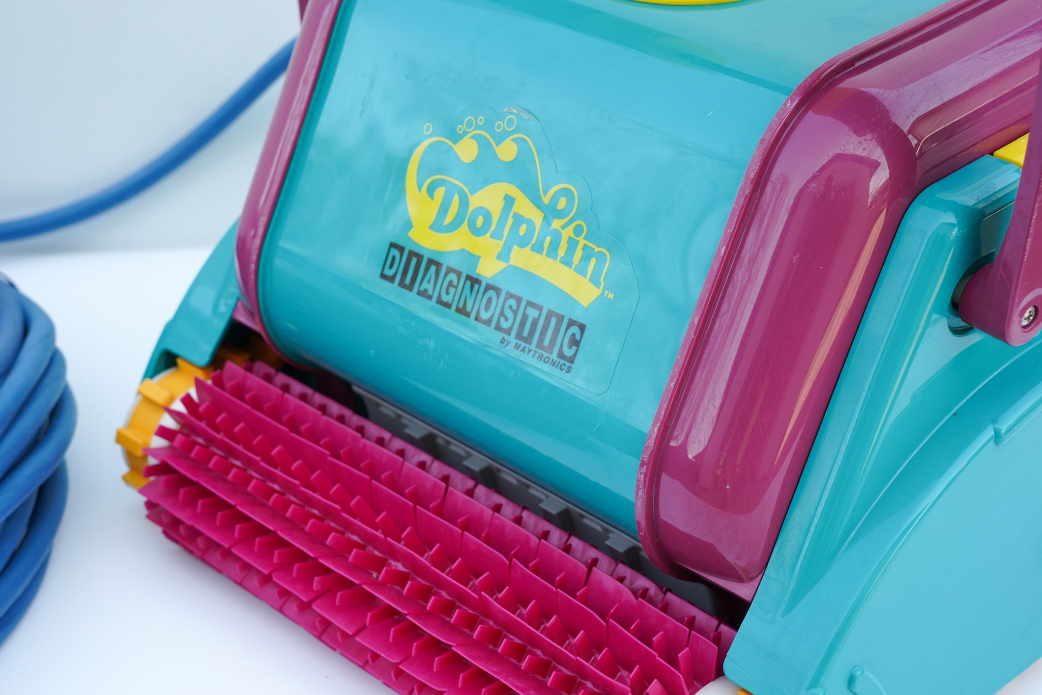 Robot de curățare pentru piscină Dolphin Diagnostic 2001