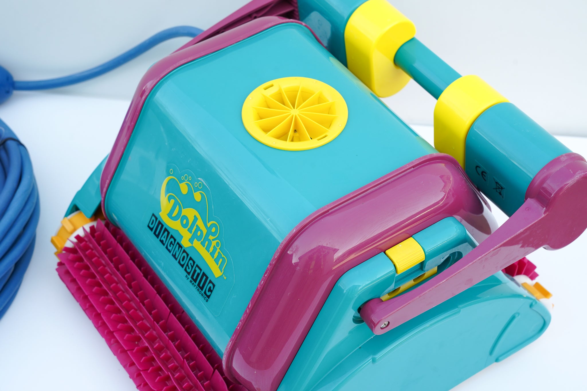 Robot de curățare pentru piscină Dolphin Diagnostic 2001