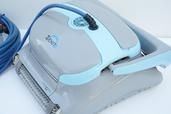 Robot de curățare pentru piscină Dolphin Maytronics Zenit 15