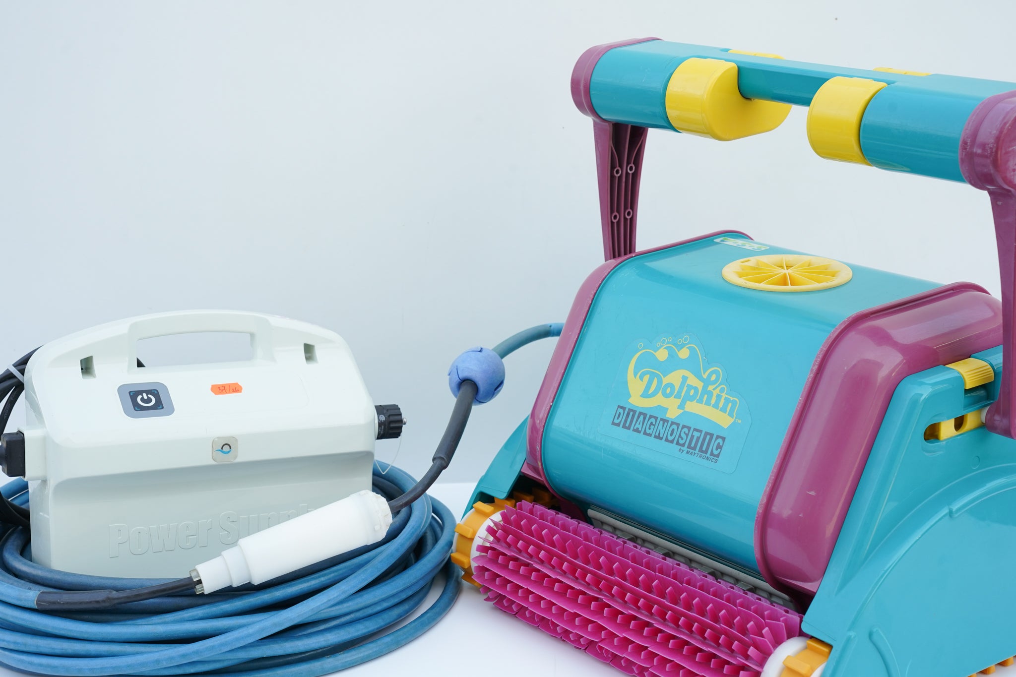 Robot de curățare pentru piscină Dolphin Diagnostic