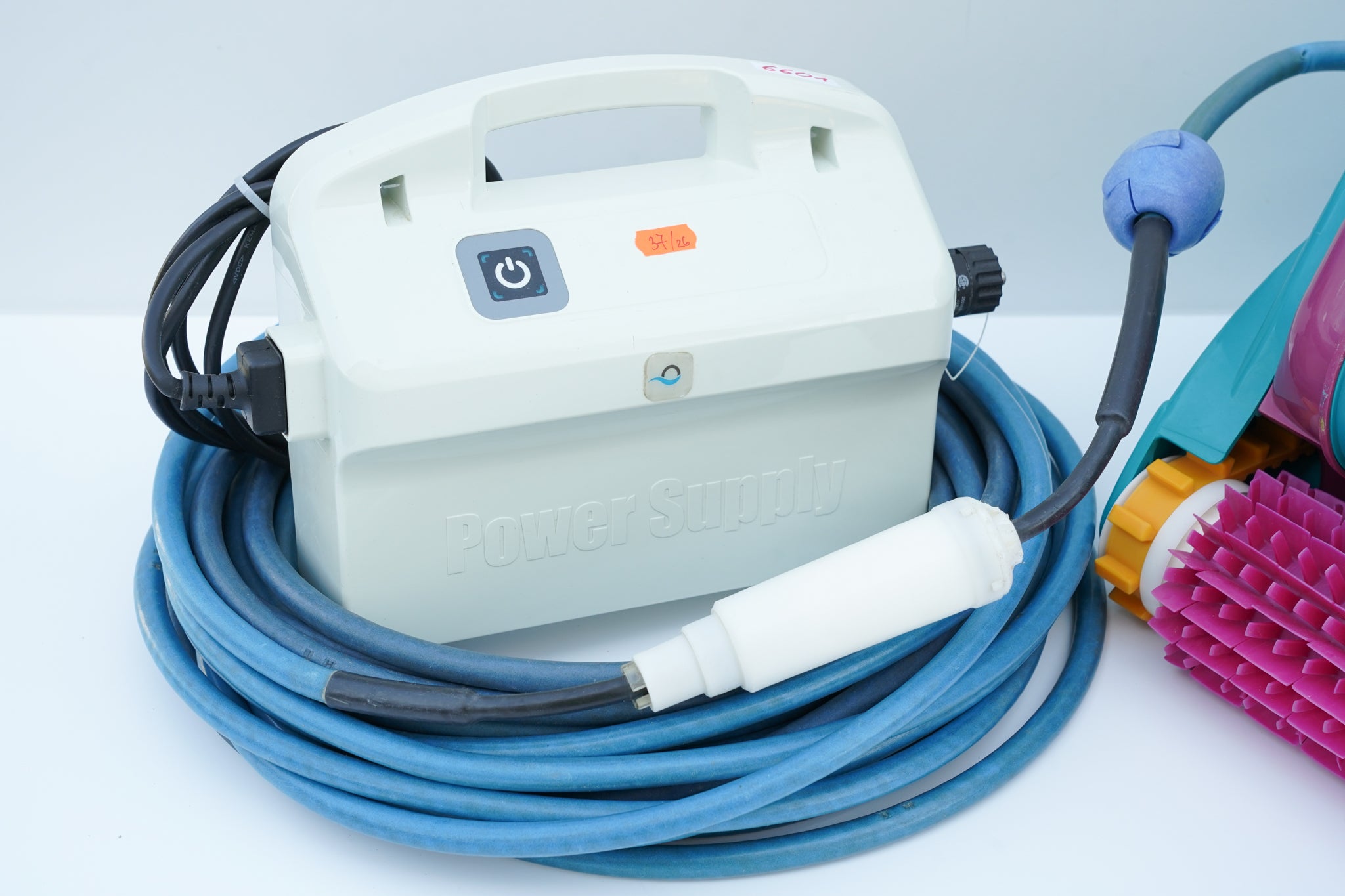 Robot de curățare pentru piscină Dolphin Diagnostic