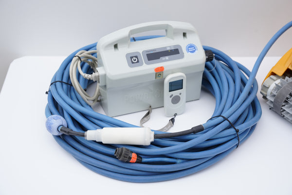 Robot de curățare pentru piscină Dolphin Dynamic Pro x2