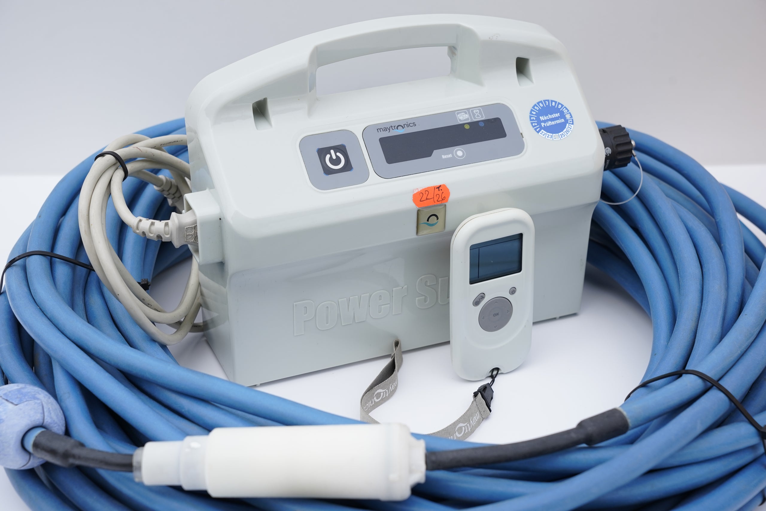 Robot de curățare pentru piscină Dolphin Dynamic Pro x2