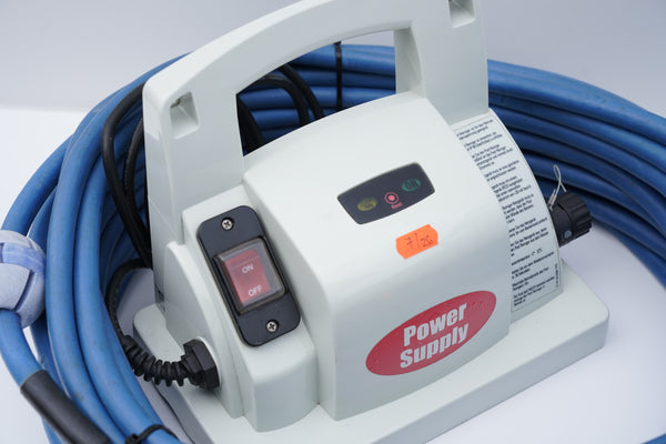 Robot de curățare pentru piscină Dolphin Dynamic Plus