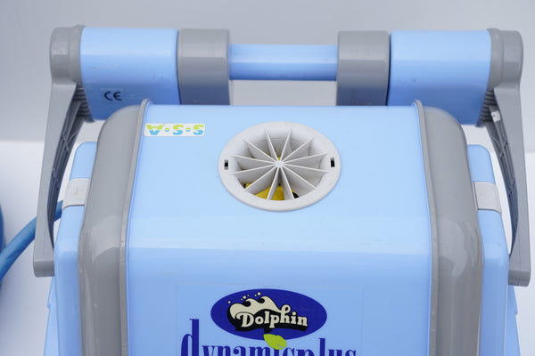 Robot de curățare pentru piscină Dolphin Dynamic Plus