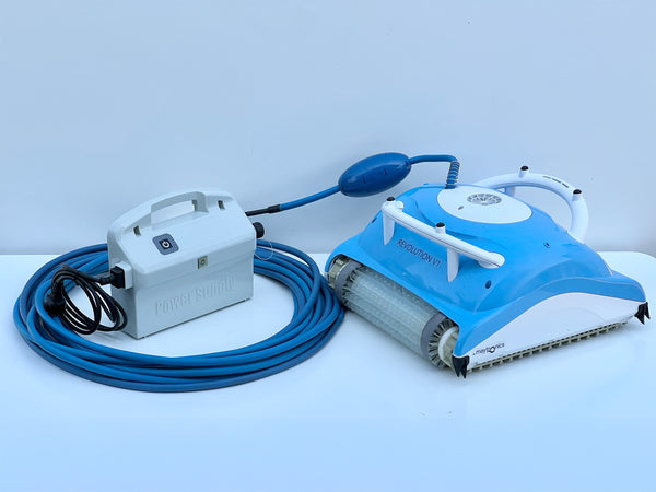 Robot de curățare pentru piscină Dolphin Revolution V1