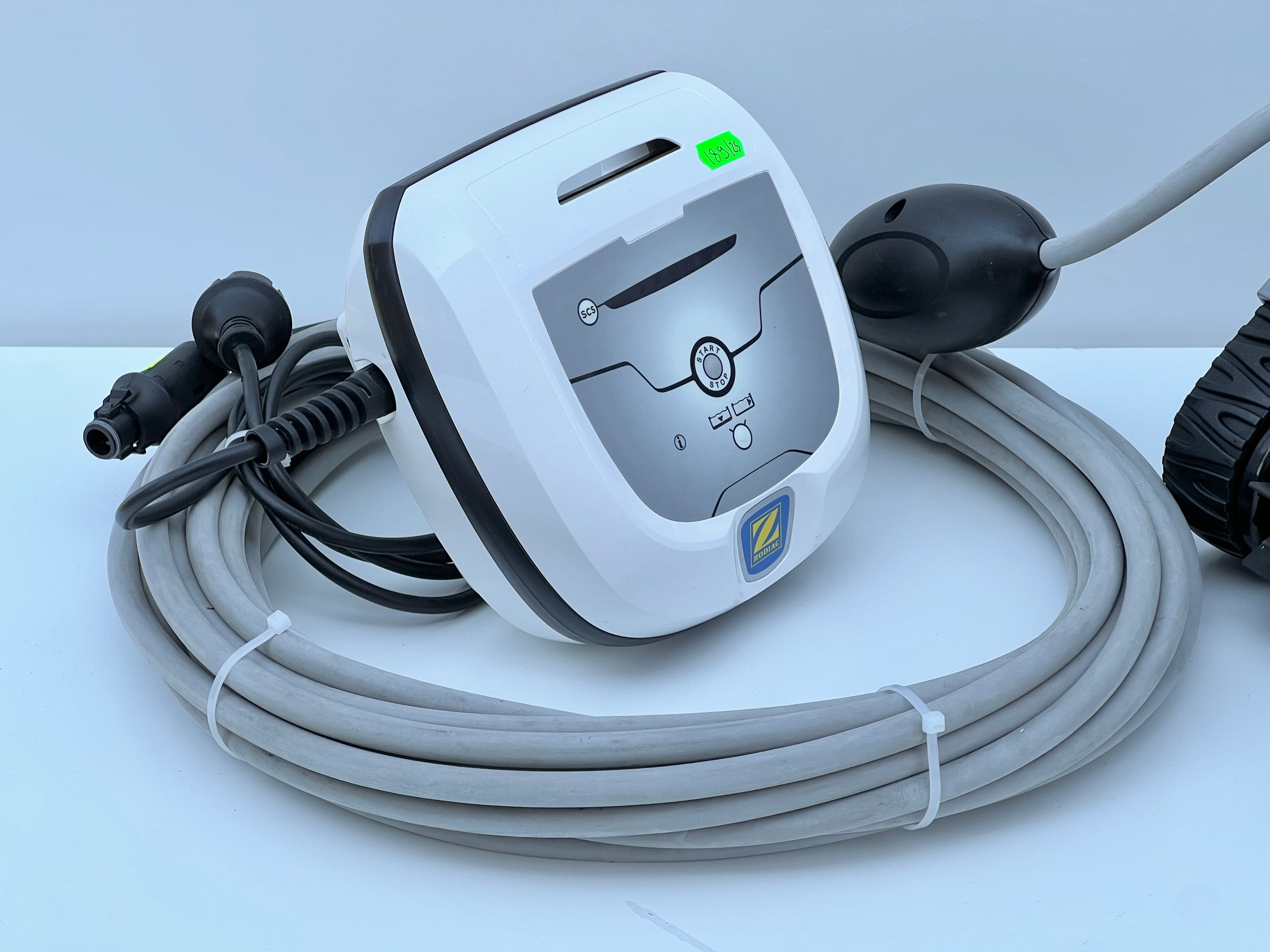 Robot de curățare pentru piscină Zodiac CyclonX RC4350
