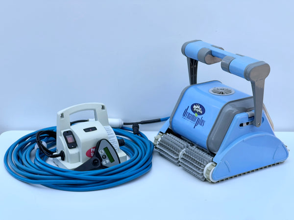 Robot de curățare pentru piscină Dolphin Dynamic Plus