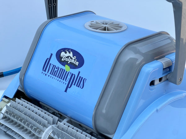 Robot de curățare pentru piscină Dolphin Dynamic Plus