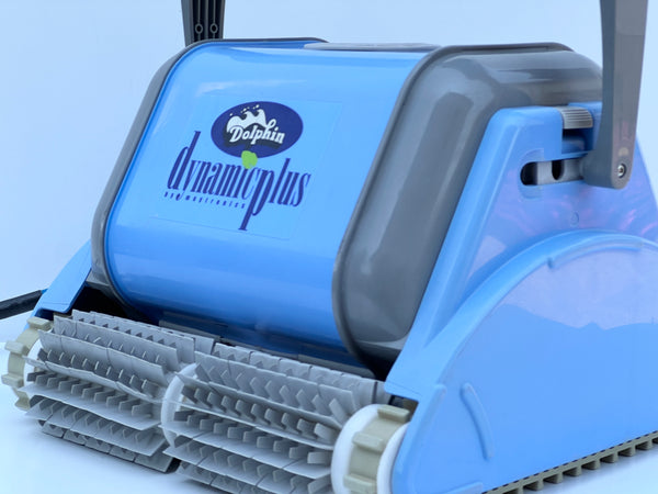 Robot de curățare pentru piscină Dolphin Dynamic Plus