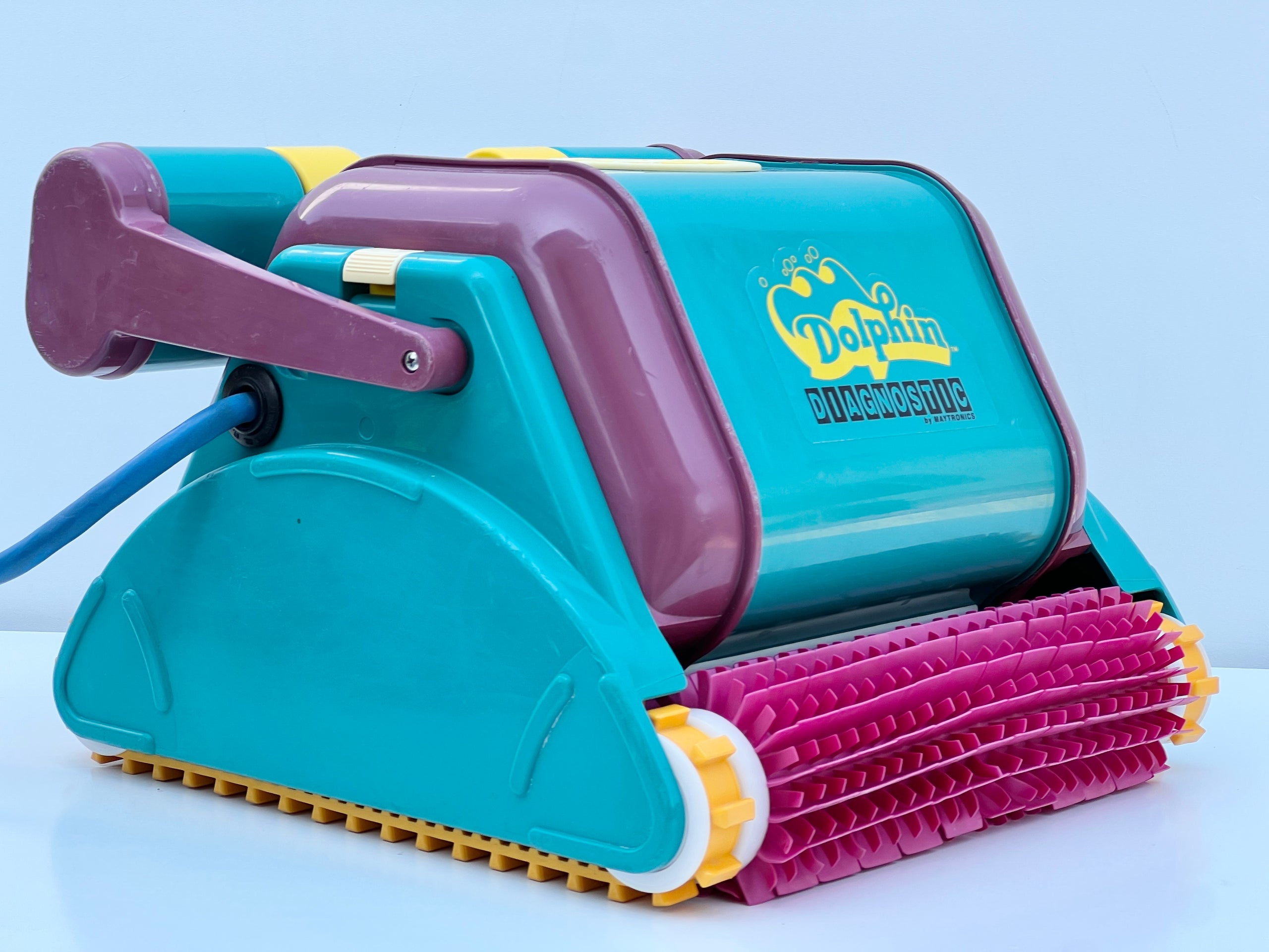Robot de curățare pentru piscină Dolphin Diagnostic 2001