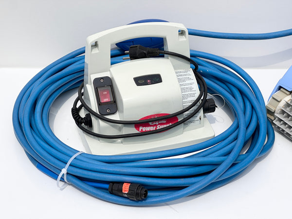Robot de curățare pentru piscină Dolphin Dynamic Plus