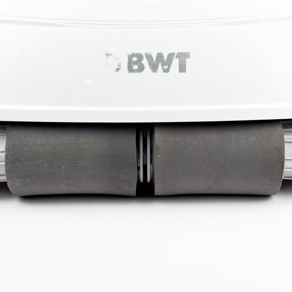 Carcasă Robot Curățare Piscină BWT D300 / D200 cu Filtre și Perii | RECONDIȚIONATĂ – (FĂRĂ Bloc Motor, Cablu și Alimentator)