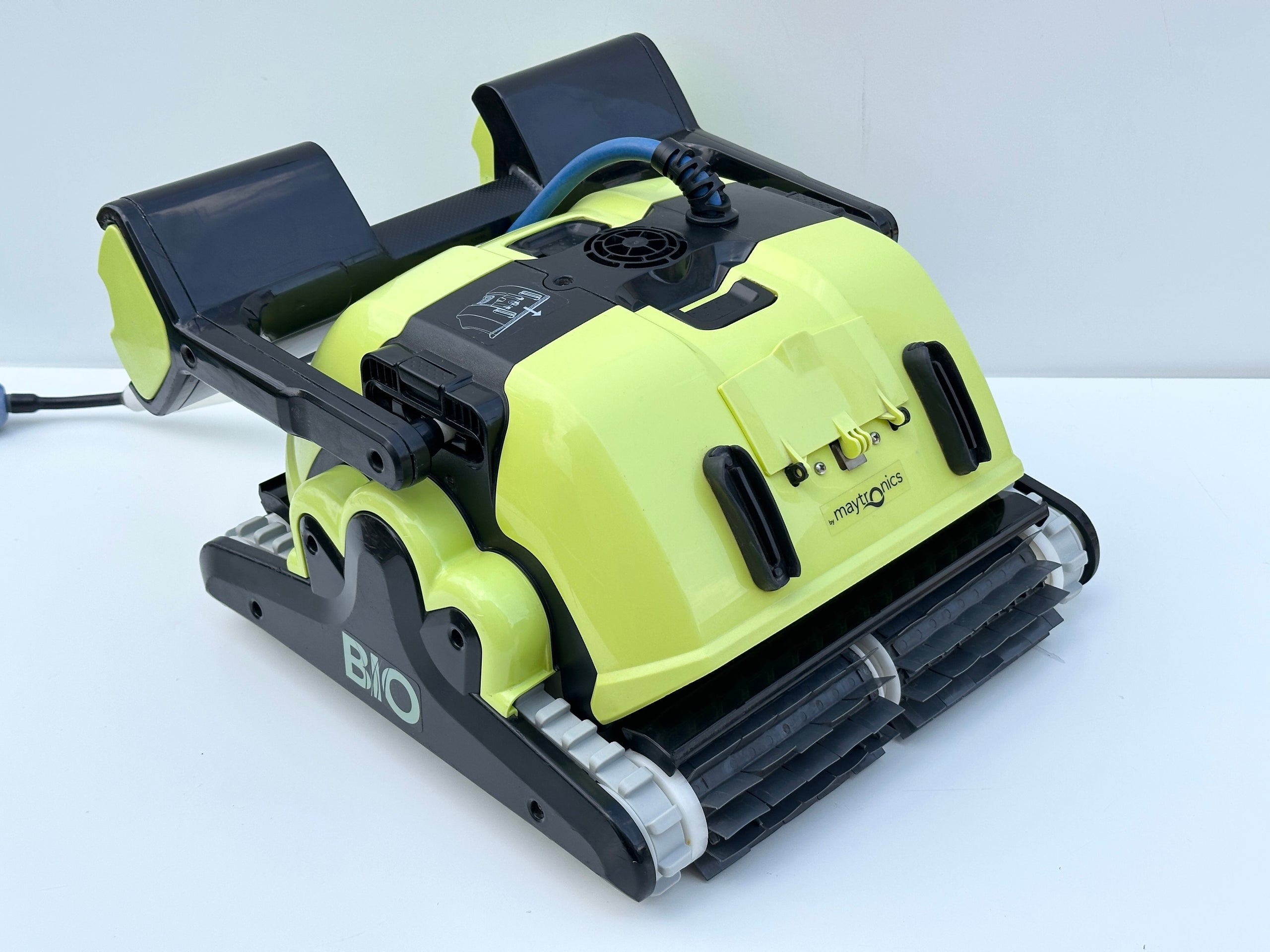 Robot de curățare pentru piscină Dolphin BIO Suction (Complet cu Accesorii BIO)