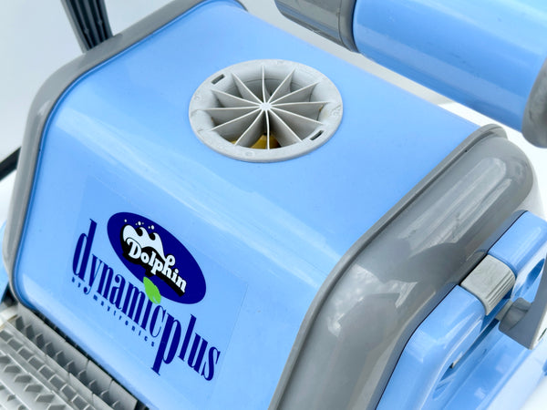 Robot de curățare pentru piscină Dolphin Dynamic Plus