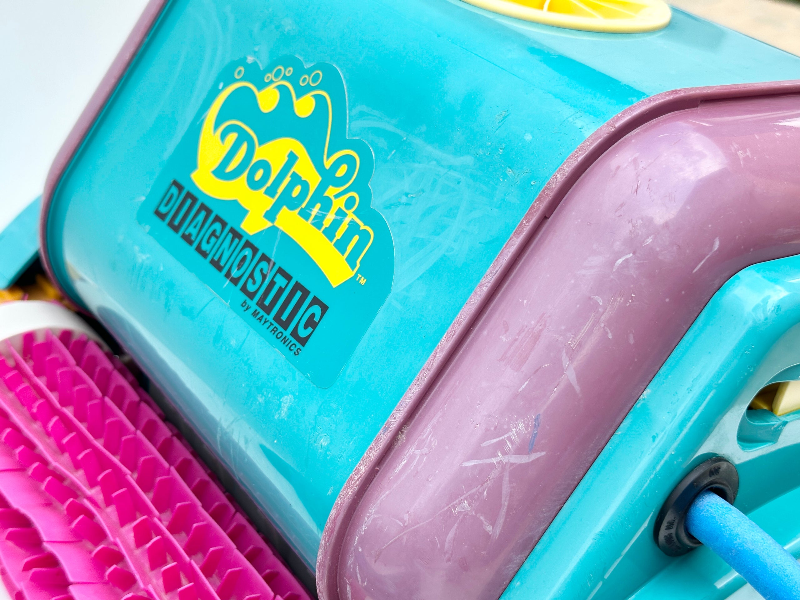 Robot de curățare pentru piscină Dolphin Diagnostic 2001