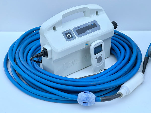 Robot de curățare pentru piscină Dolphin Supreme M5