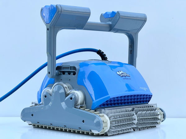 Robot de curățare pentru piscină Dolphin Supreme M5