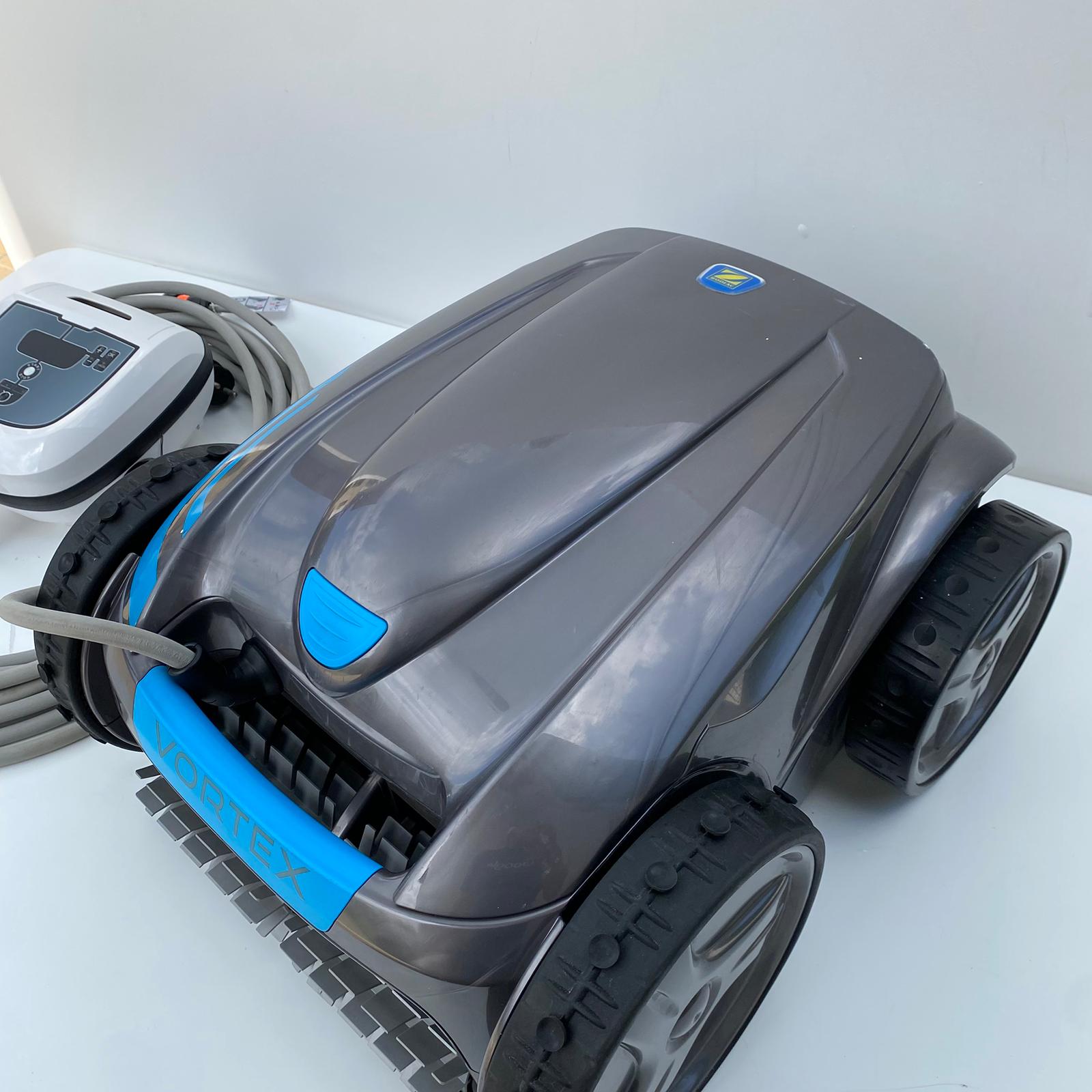 Robot de curățare pentru piscină Zodiac Vortex OV3505 cu telecomandă