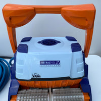 Robot de curățare pentru piscină Dolphin Astralpool Ultrakleen