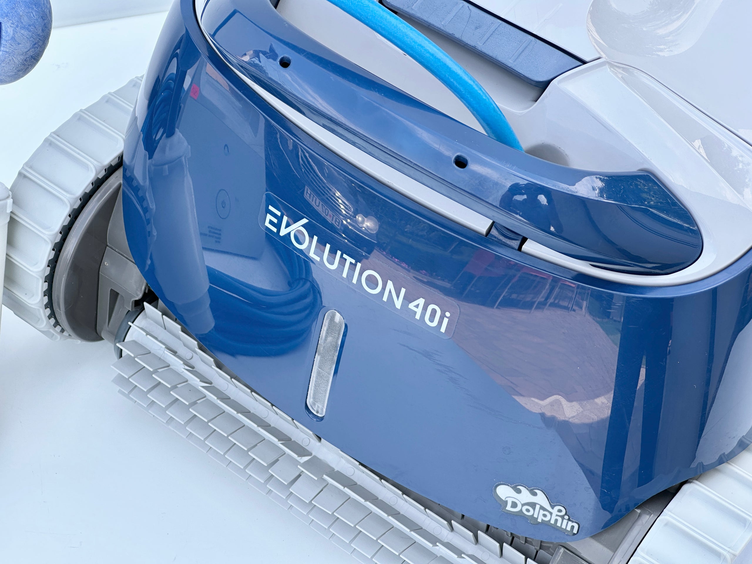 Robot de curățare pentru piscină Dolphin Maytronics Evolution 40i