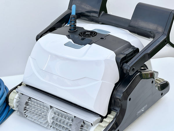 Robot de curățare pentru piscină Dolphin Maytronics PS50
