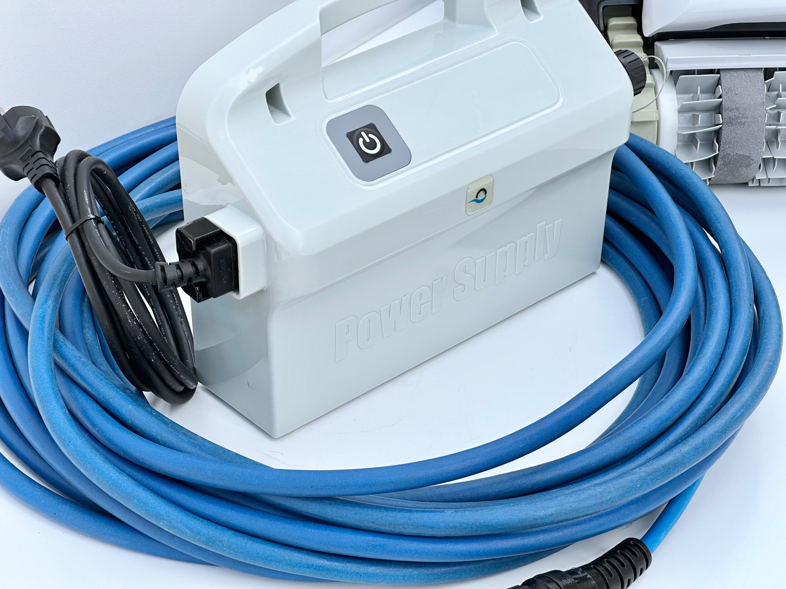 Robot de curățare pentru piscină Dolphin Maytronics PS50