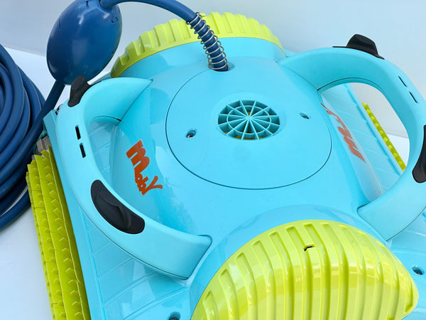 Robot de curățare pentru piscină Dolphin Moby Pro