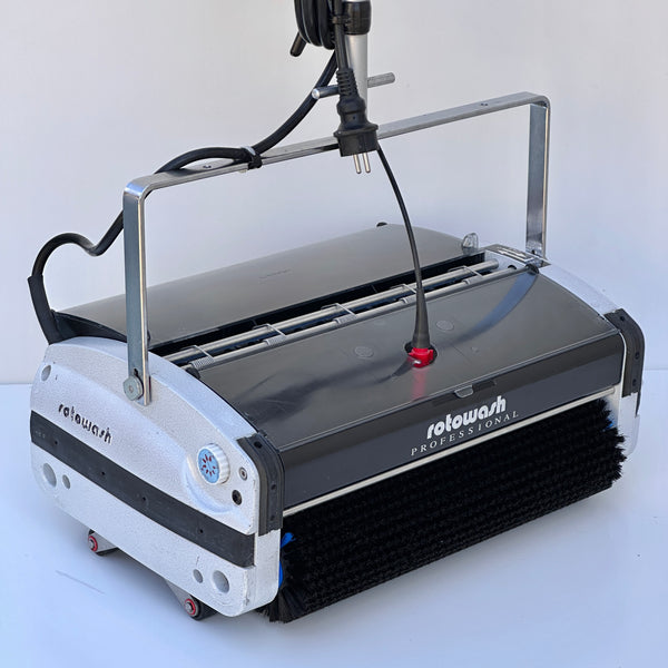 Aparat profesional de spălat pardoseli Rotowash R45