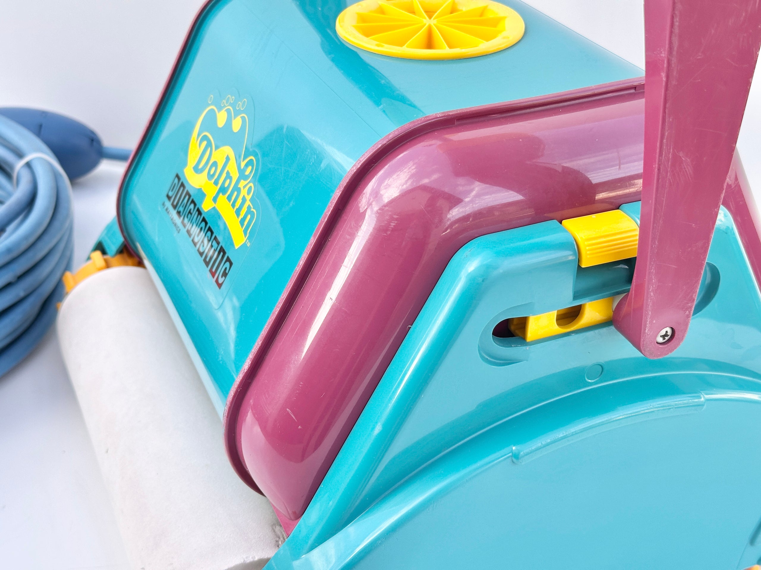 Robot de curățare pentru piscină Dolphin Diagnostic 2001