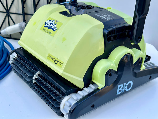 Robot de curățare pentru piscină Dolphin BIO Suction