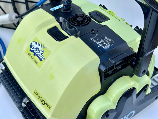 Robot de curățare pentru piscină Dolphin BIO Suction