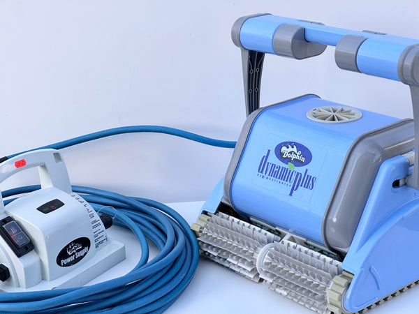 Robot de curățare pentru piscină Dolphin Dynamic Plus
