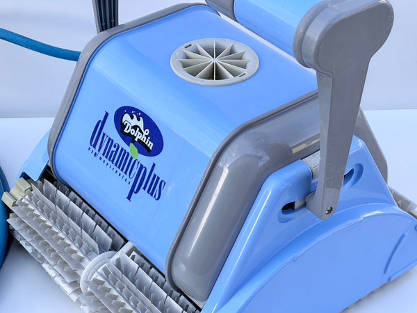Robot de curățare pentru piscină Dolphin Dynamic Plus