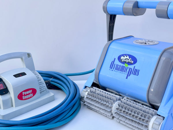 Robot de curățare pentru piscină Dolphin Dynamic Plus