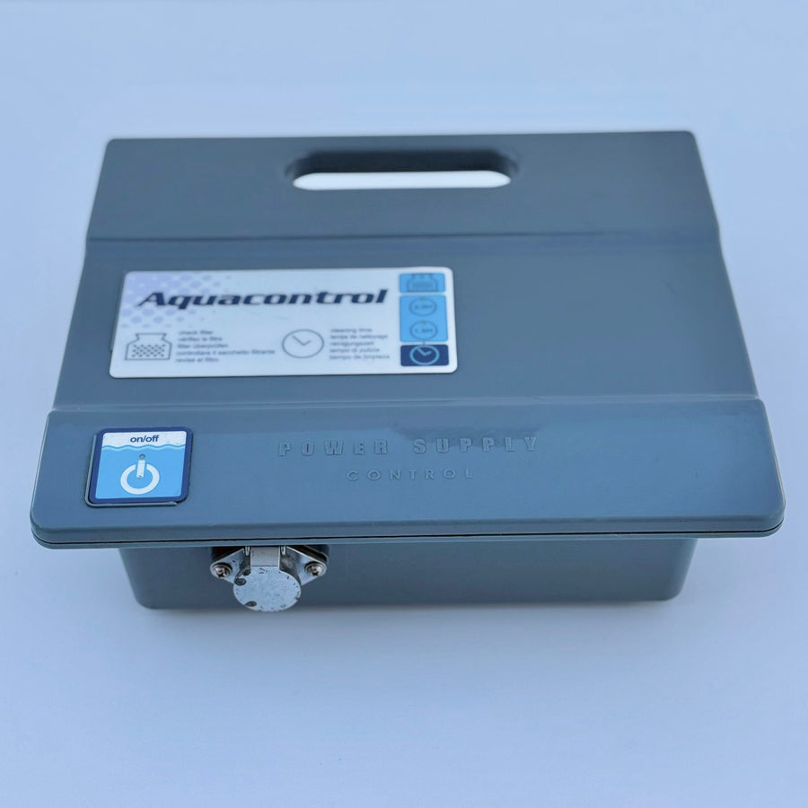 Alimentator robot de curățare pentru piscină Aquabot / Aquatron AQ11071W100 - Recondiționat (Garanție 12 luni)