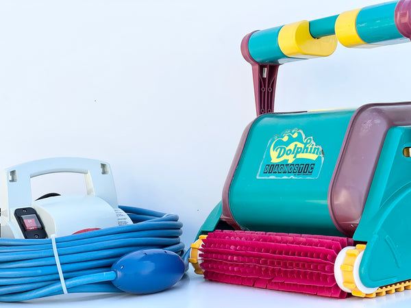 Robot de curățare pentru piscină Dolphin Diagnostic 2001