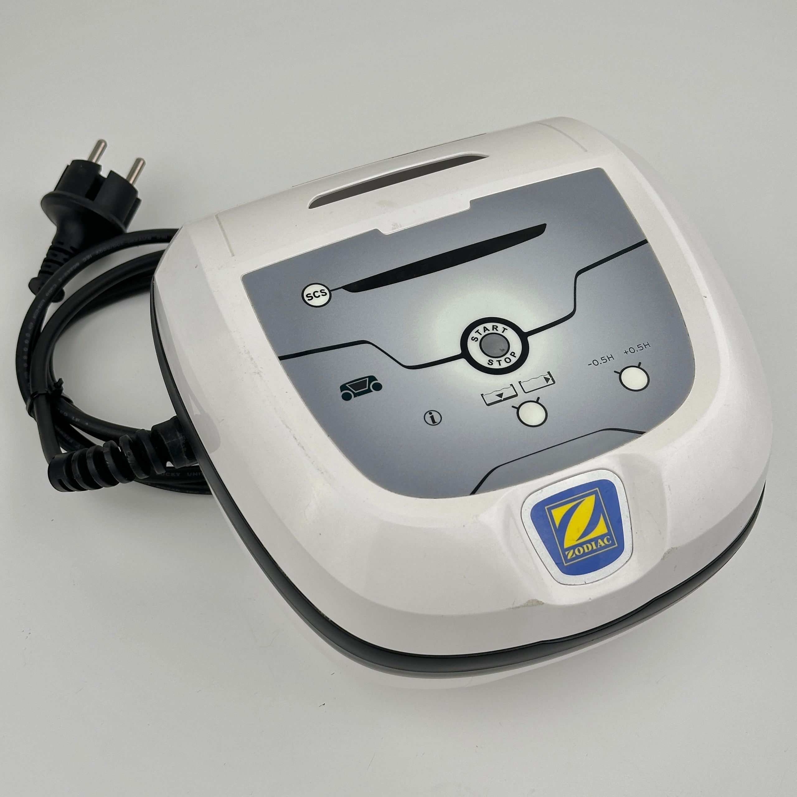 Alimentator pentru robot de curățare piscină Zodiac CyclonX - R0633000 - EM1101 - Recondiționat (Garanție 12 luni)