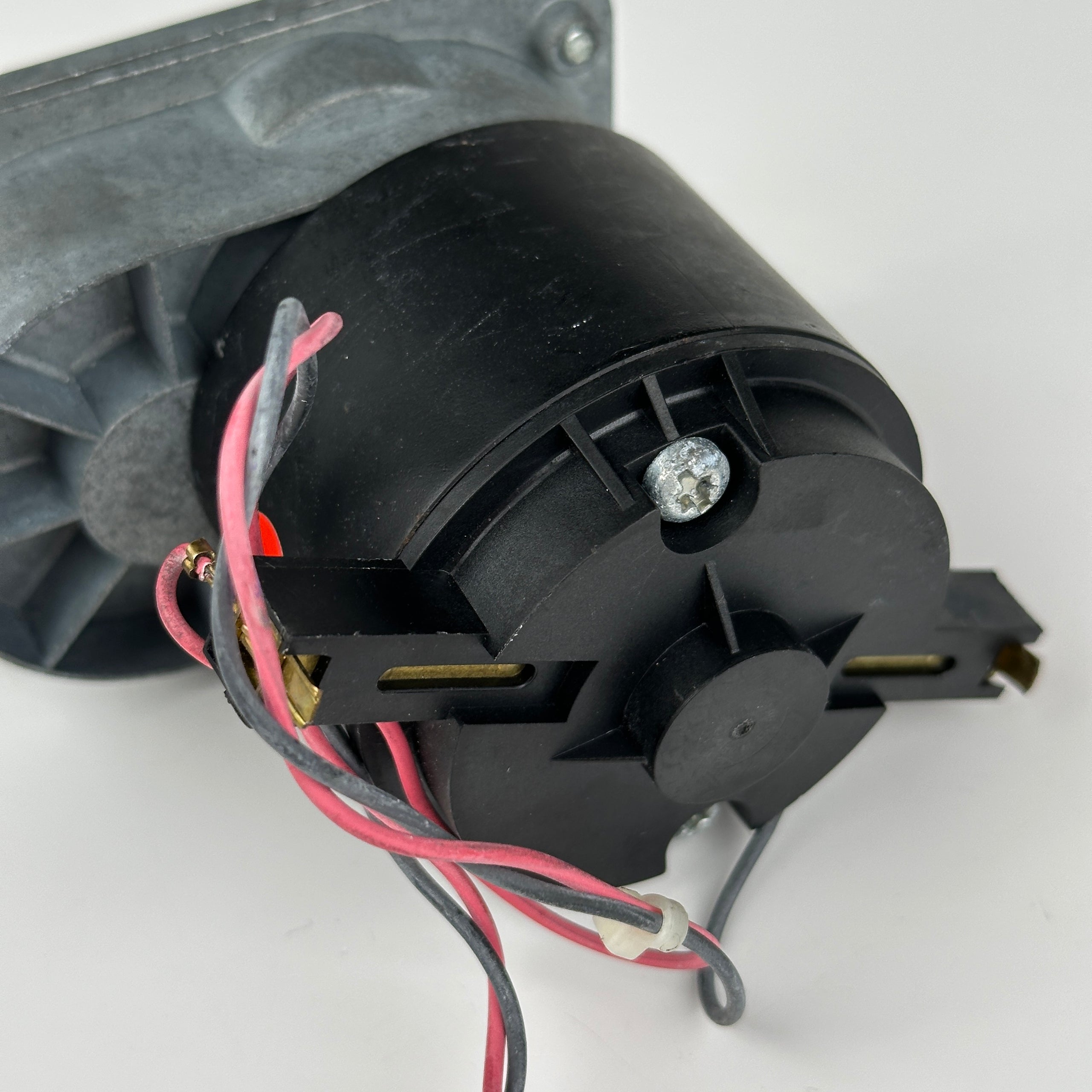 Motor tracțiune pentru robot piscină Dolphin Maytronics PG 6315-28/9-RL - Recondiționat (garanție 12 luni)