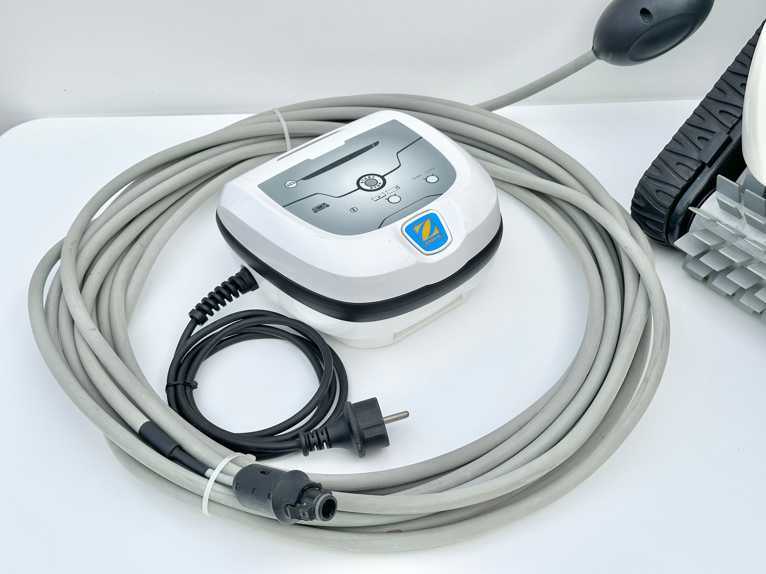 Robot de curățare pentru piscină Zodiac CyclonX RC4370
