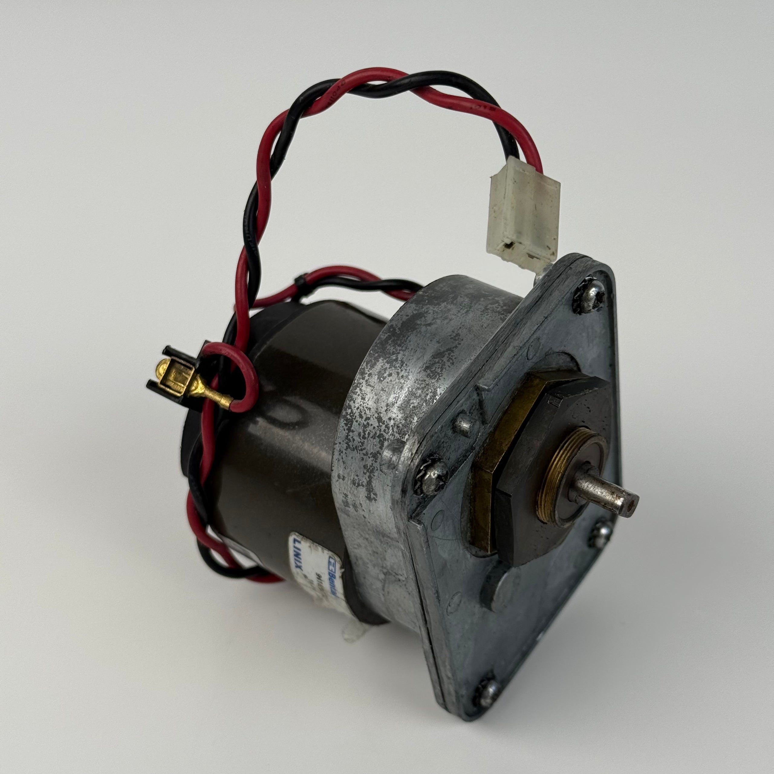 Motor de tracțiune pentru robot de curățare piscină Dolphin Maytronics 63ZYC-A1 - Recondiționat (Garanție 12 luni)