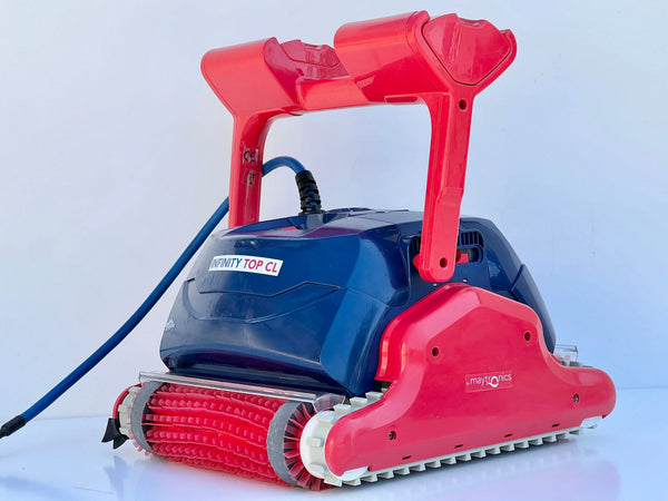 Robot de curățare pentru piscină Dolphin Infinity Top CL