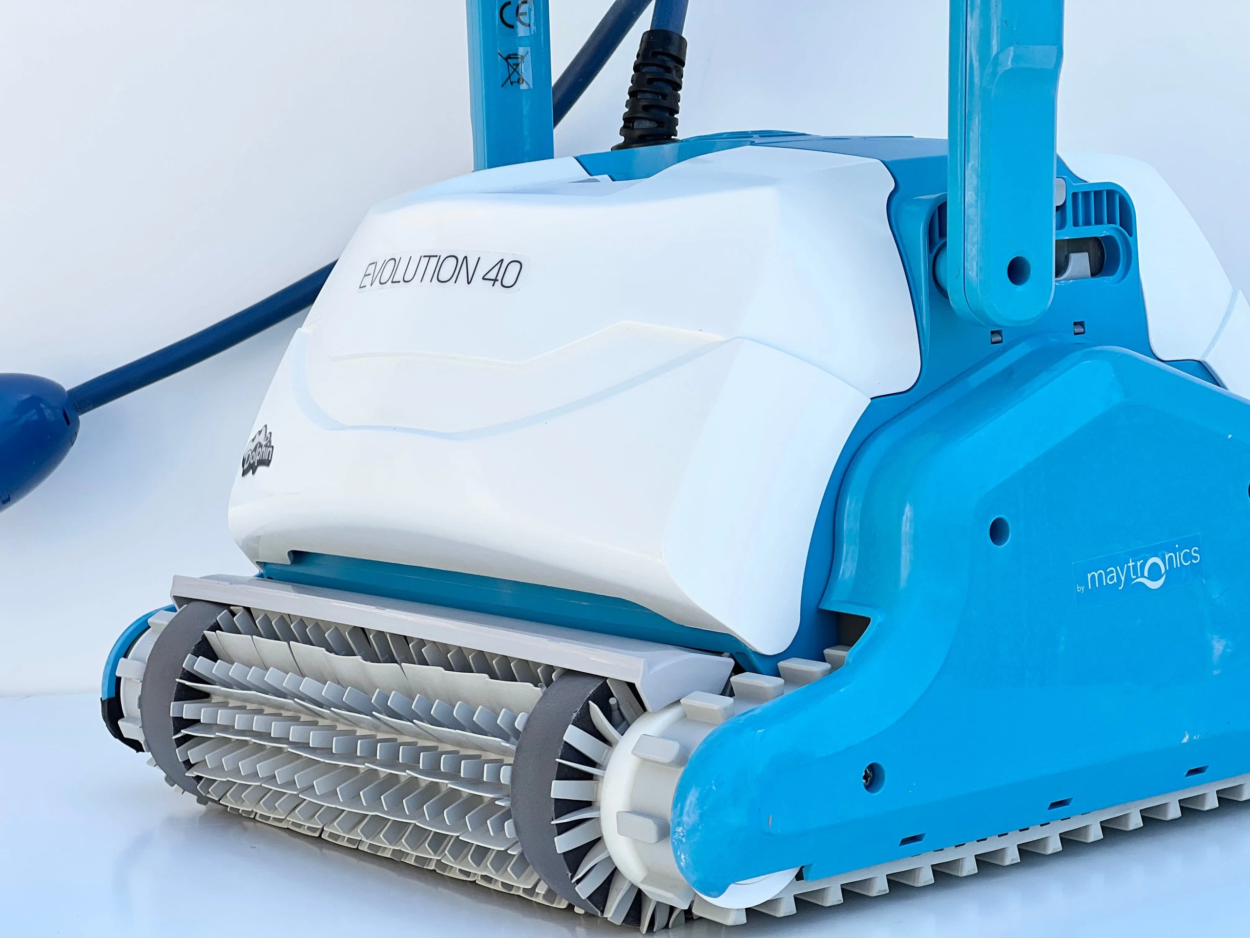 Robot de curățare pentru piscină Dolphin Evolution 40