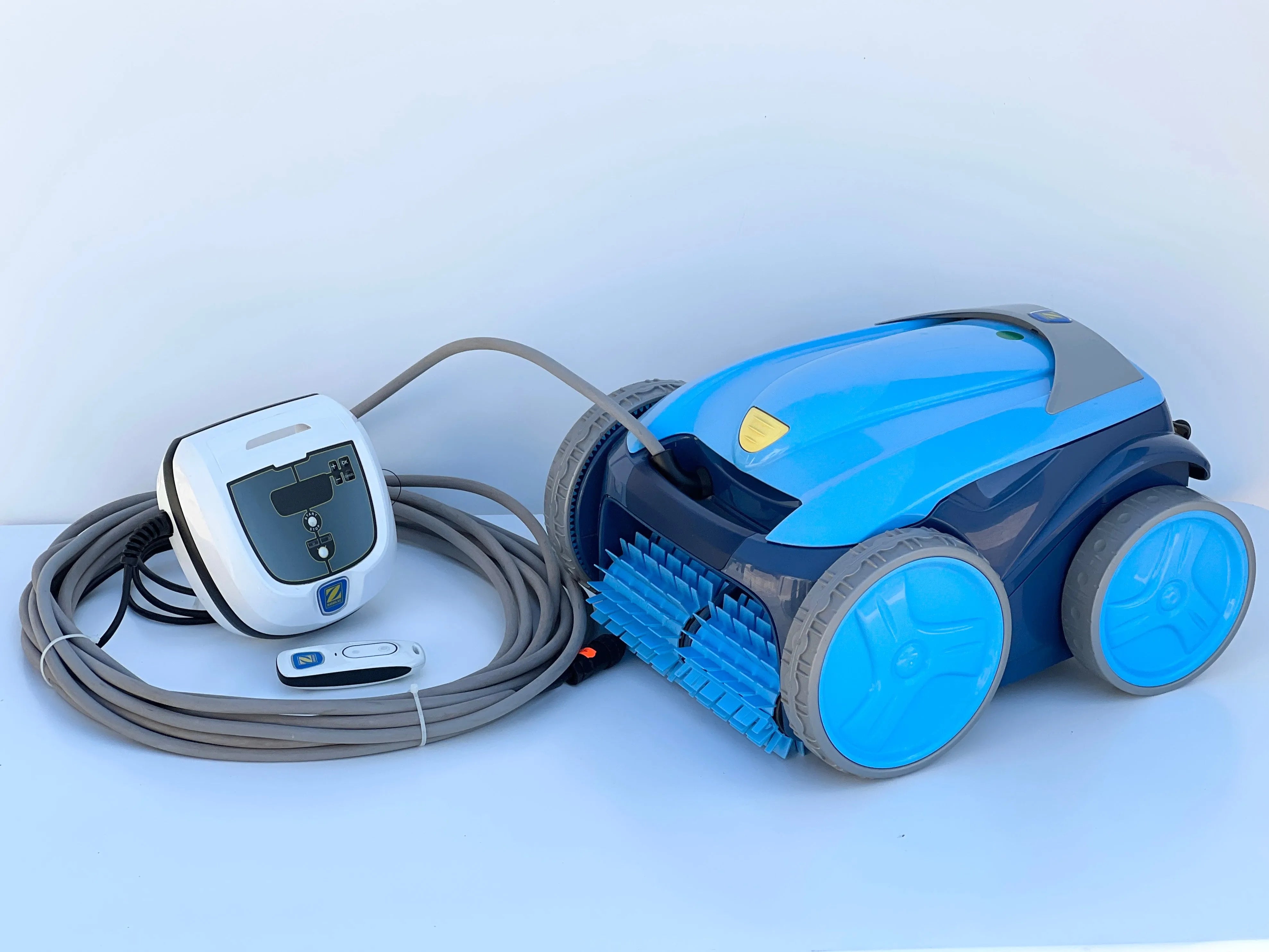 Robot de piscină Zodiac Vortex OV3510 (Cu telecomandă)