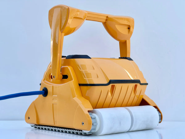 Robot de curățare pentru piscină Dolphin WAVE 100