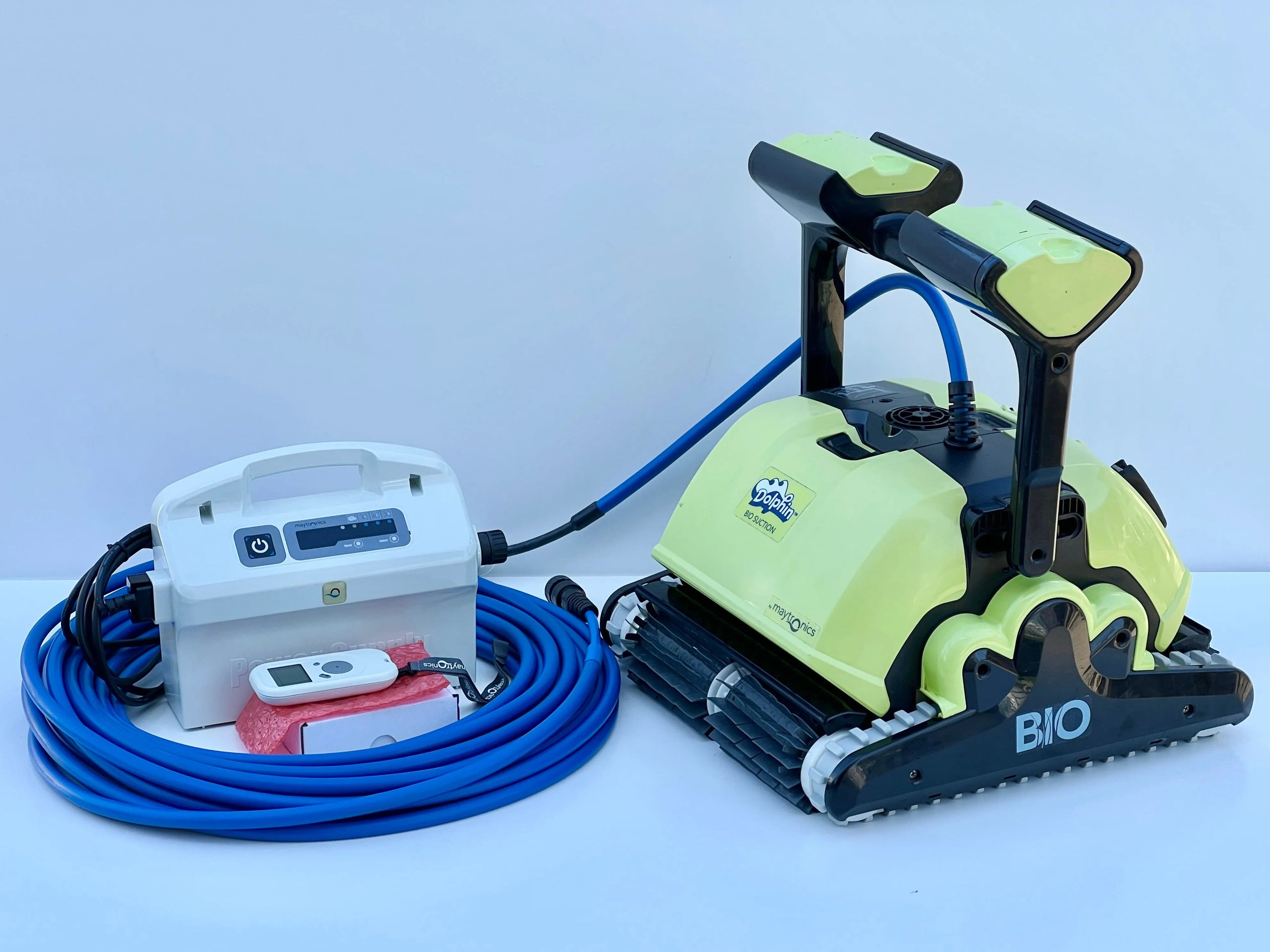 Robot de curățare pentru piscină Dolphin BIO Suction