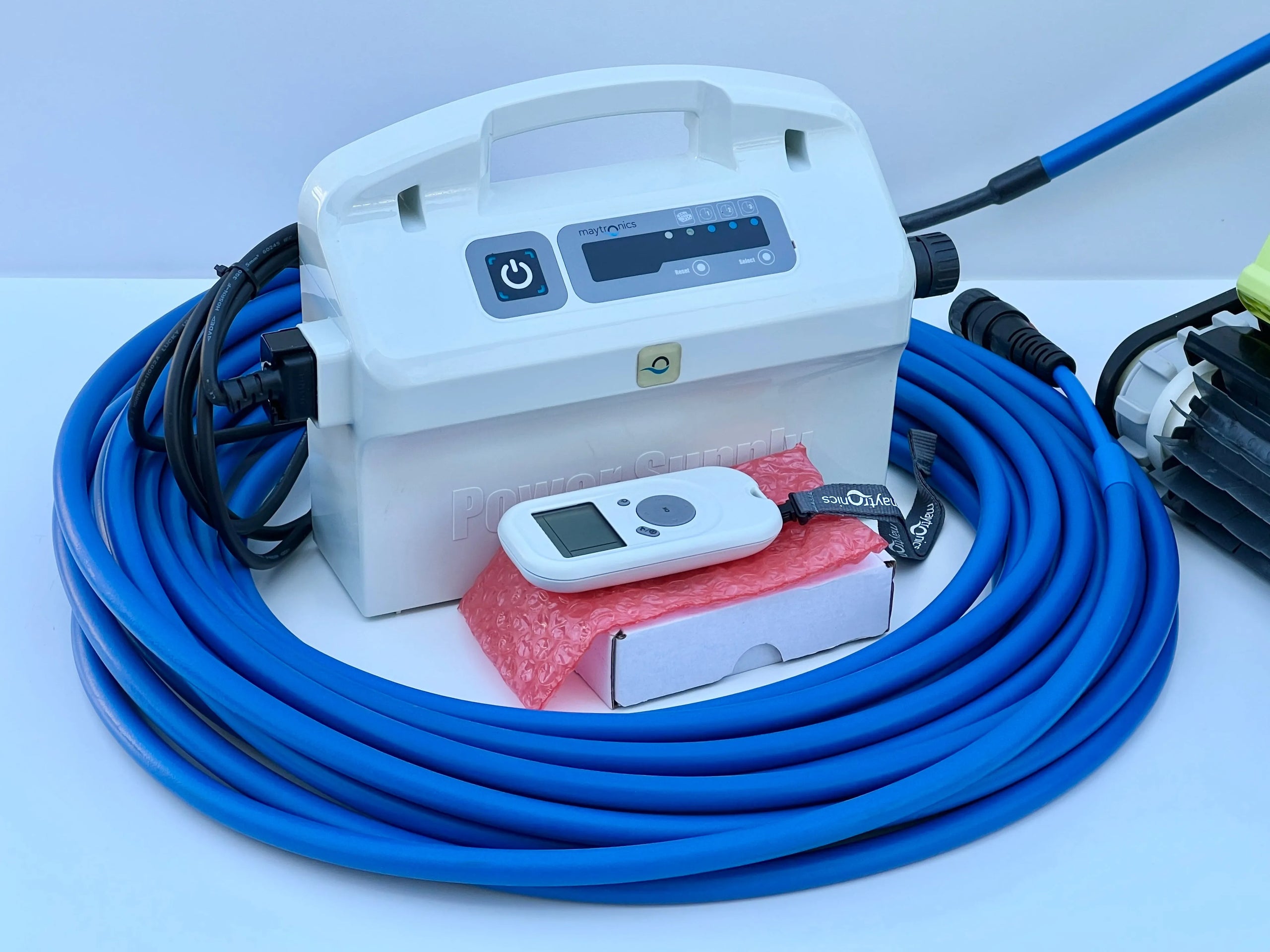Robot de curățare pentru piscină Dolphin BIO Suction